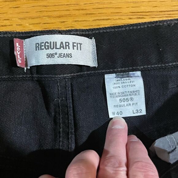 Levi Regular Fit 505 Men’s Jeans Black 40x32 NWT - Picture 4 of 9